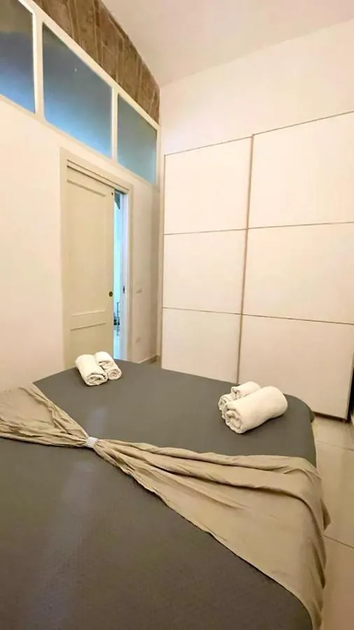 Appartamento Palazzo Foglia Naples Italy
